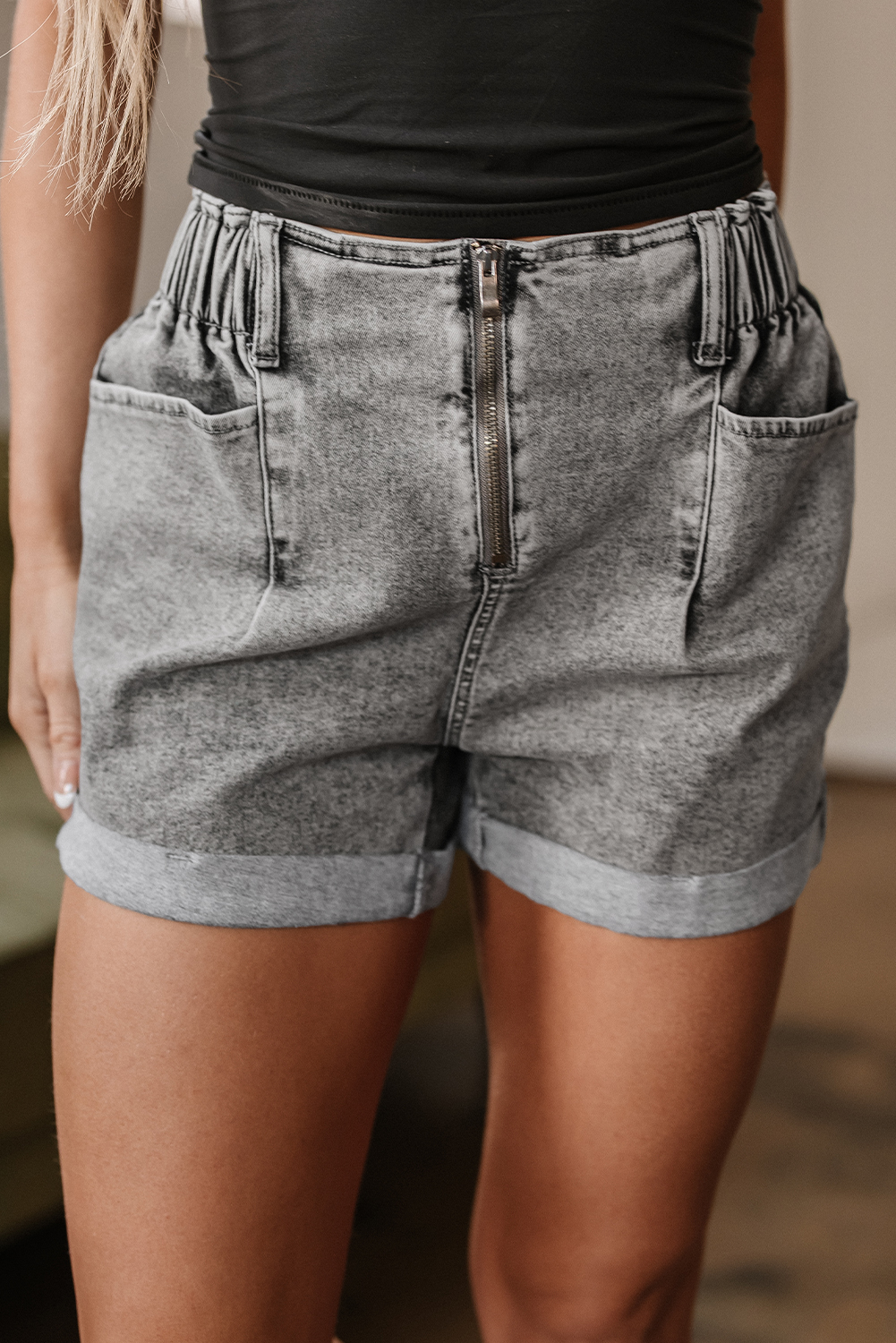 Gray Zipped Light Wash Cuffed Edge Denim Shorts - Image 4