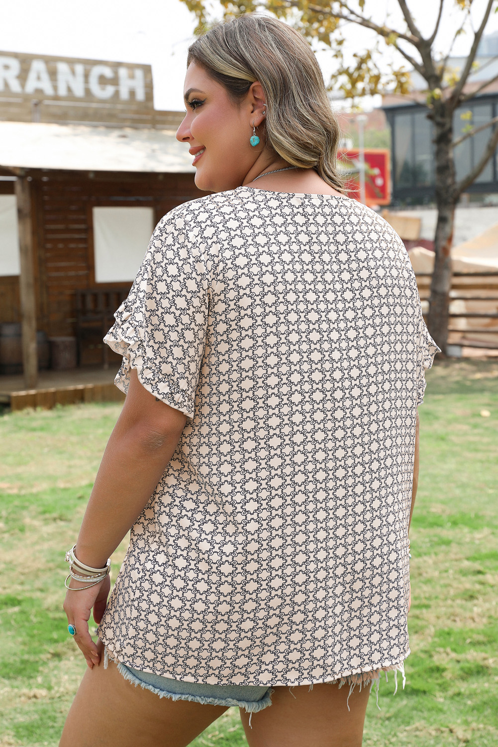 Khaki Plus Size Geometric Print Ruffled Sleeve Blouse - Image 5